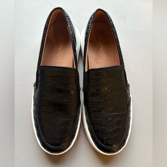 Vionic Dinora Black Croc Textured Platform Slip-On Sneakers - Picture 4 of 7